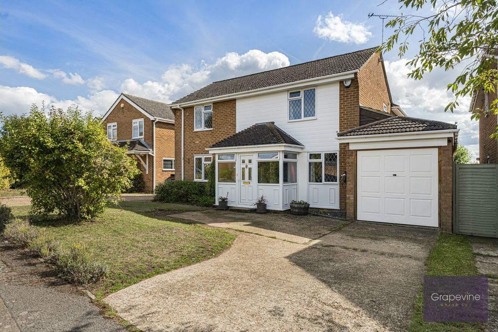 Property photo 1 of 39