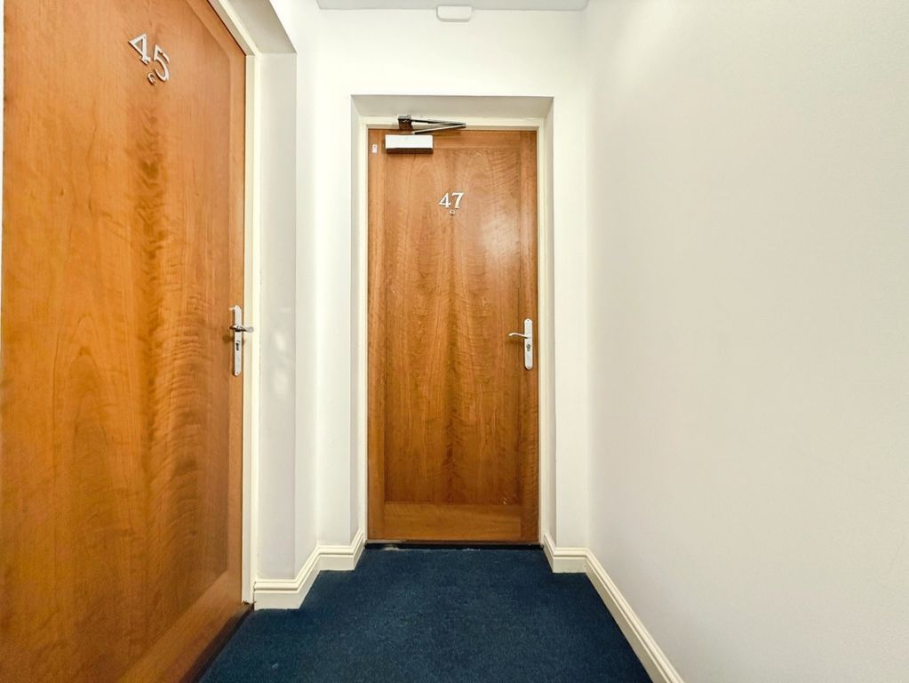 Property photo 3 of 15 4991803