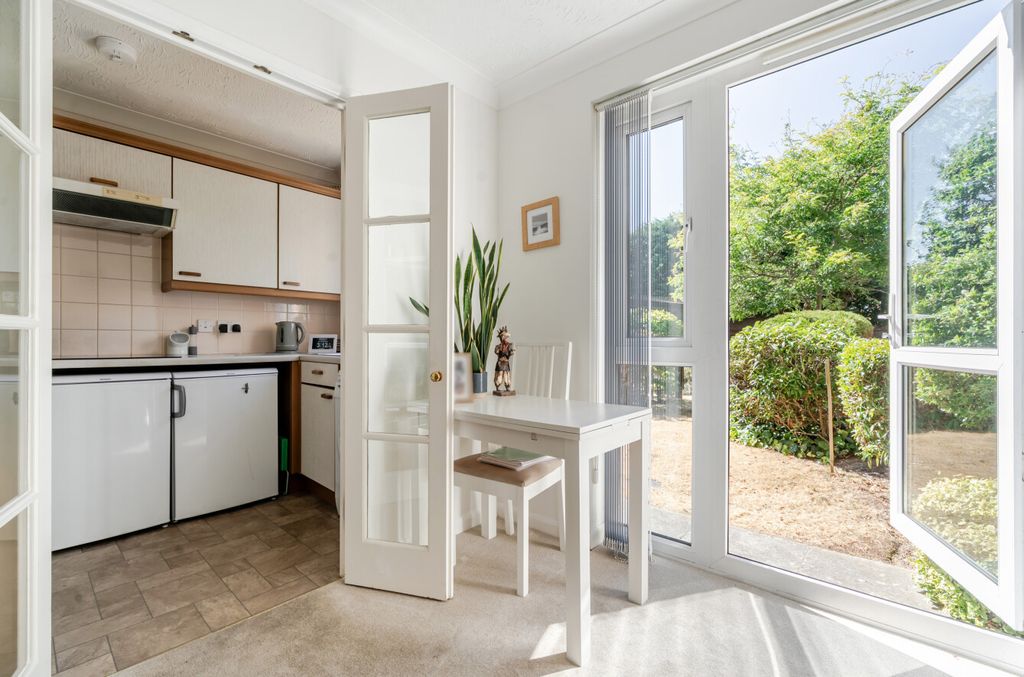 Property photo 3 of 10 1503581-5-6A75F42...