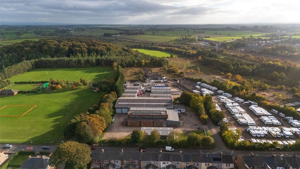 Property photo 3 of 11 Picture No. 06