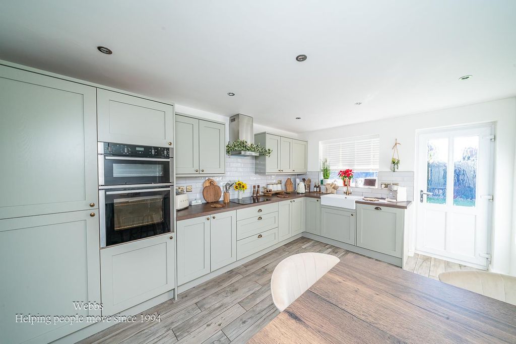 Property photo 2 of 31 Webbs-8.Jpg