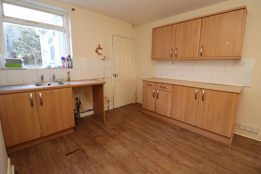 Property photo 3 of 9 Img_5170