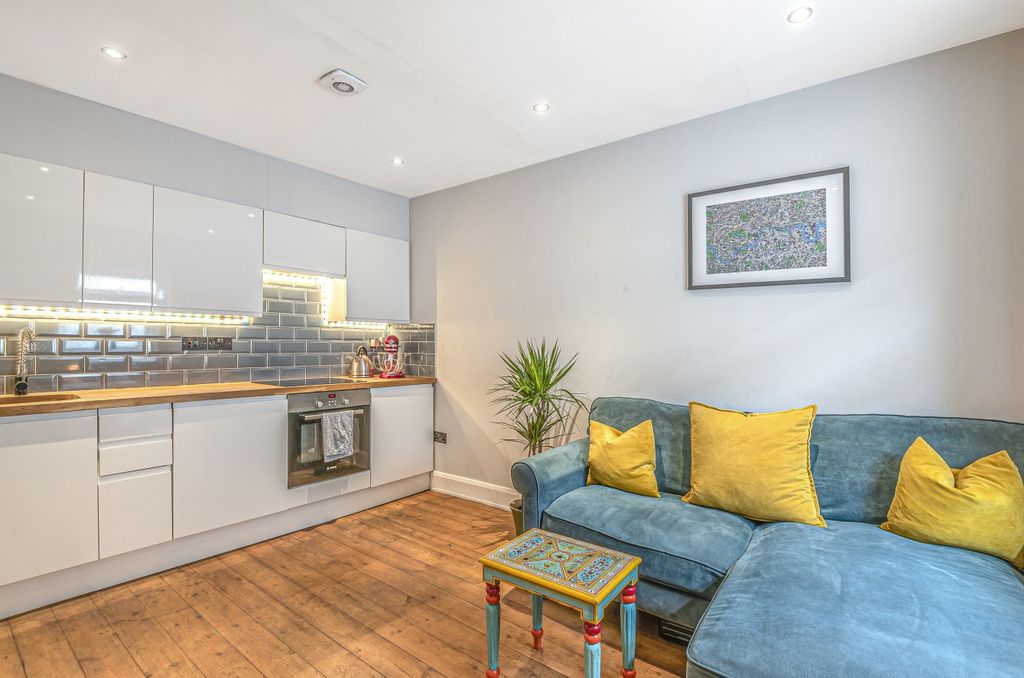 Property photo 2 of 13 Picture No. 05