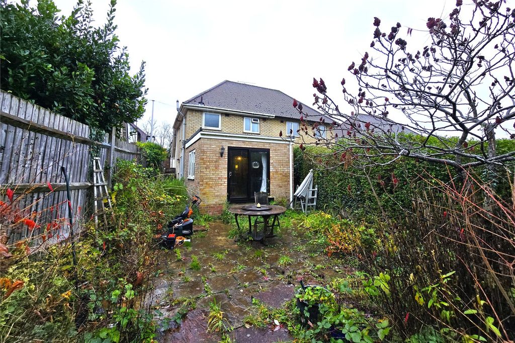 Property photo 3 of 22 Picture No. 18