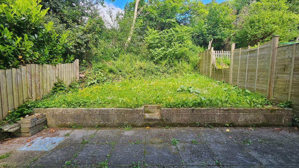 Property photo 3 of 13