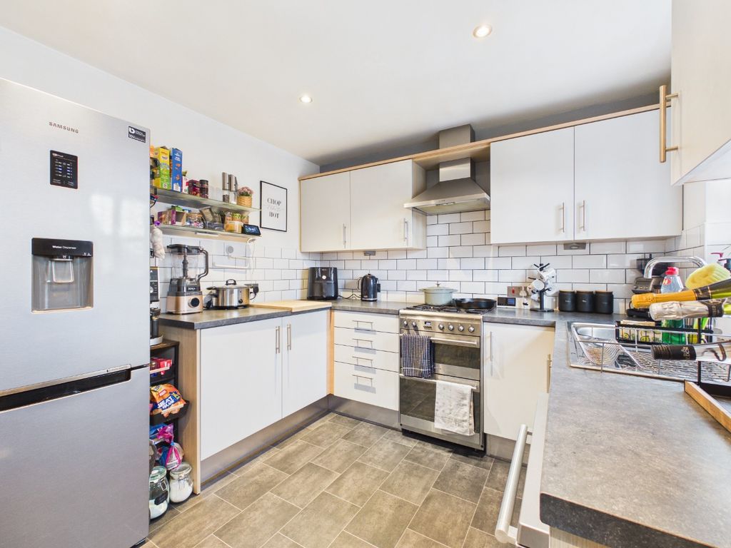 Property photo 3 of 20 4506147