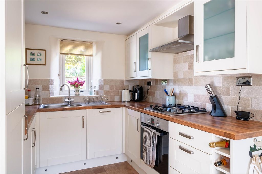 Property photo 3 of 27 Open Plan.Jpg