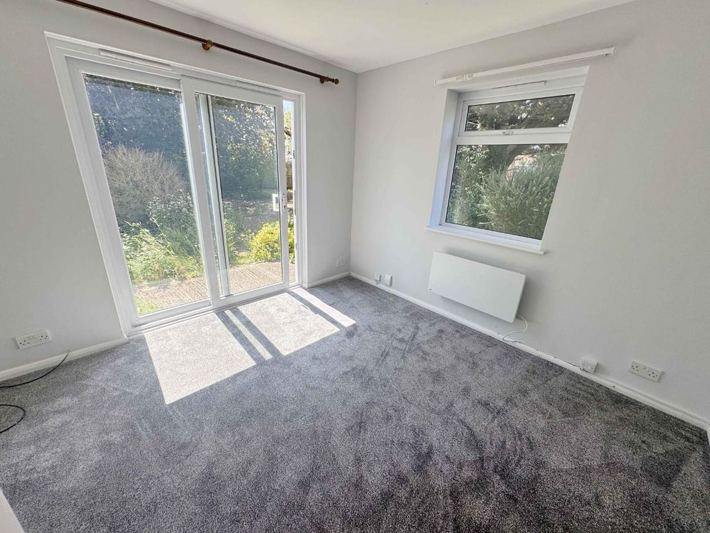 Property photo 3 of 10 Img_3864.Jpg