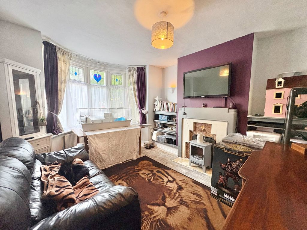 Property photo 2 of 19