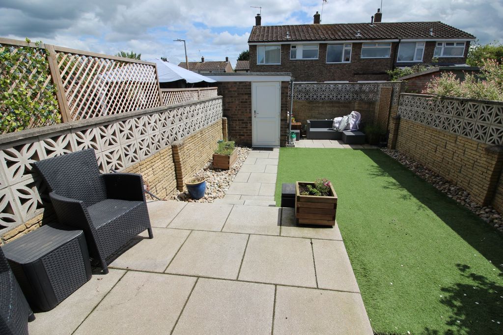 Property photo 2 of 16