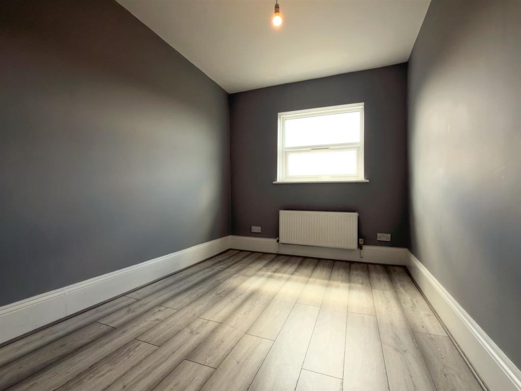 Property photo 1 of 9 4.Jpg
