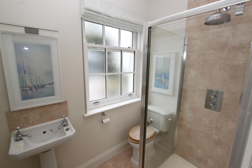 Property photo 3 of 11 Img_4950.Jpg