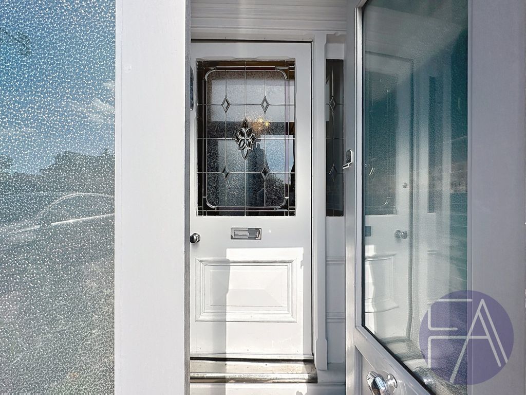 Property photo 2 of 43 5058042