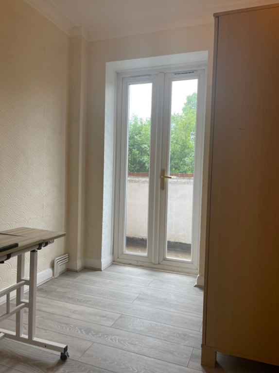 Property photo 1 of 4