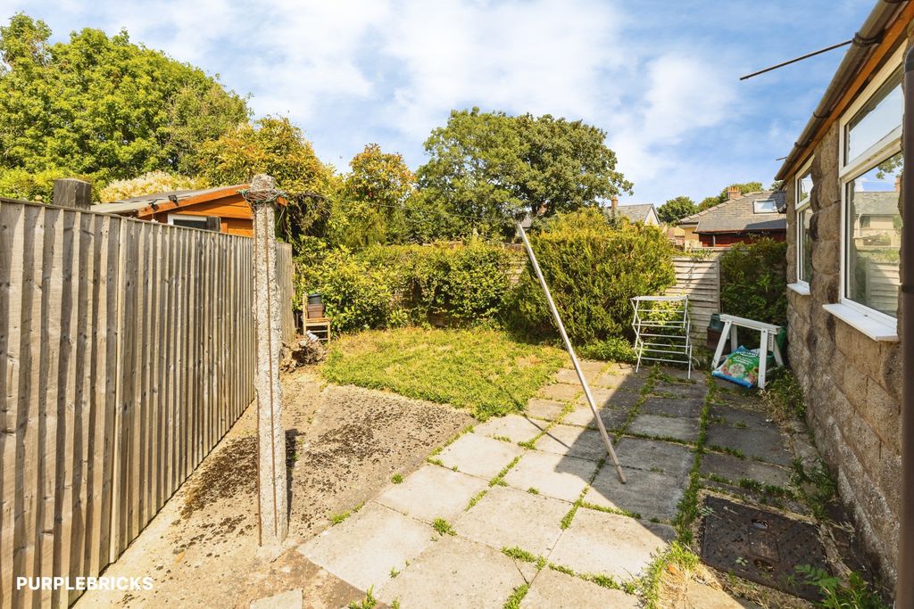 Property photo 2 of 26