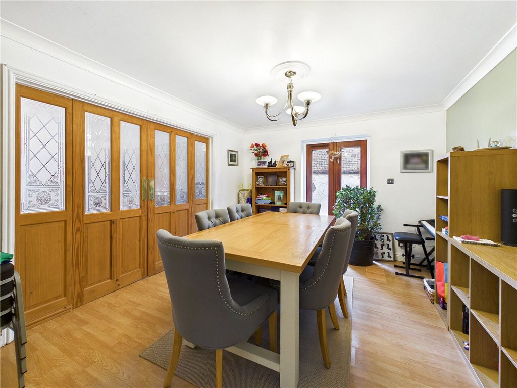 Property photo 3 of 17 Picture No. 07