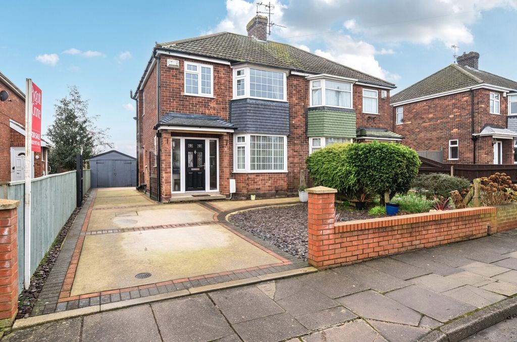 Property photo 1 of 14 1410551-1-698B0A6E8F17F