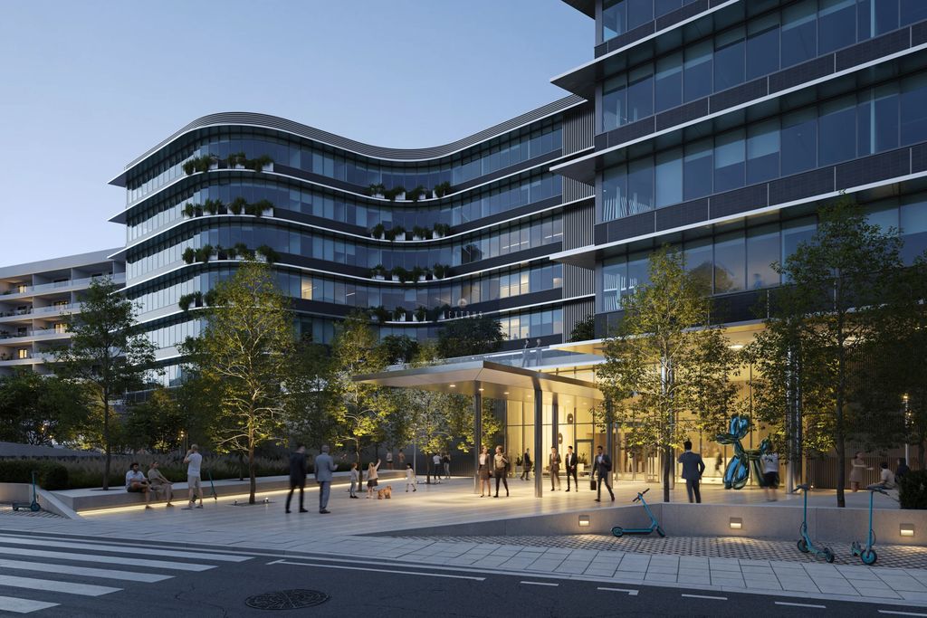 Property photo 3 of 8