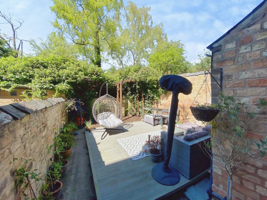 Property photo 2 of 2