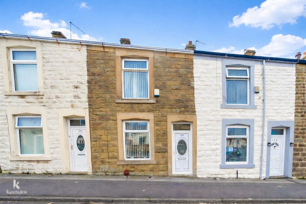 Property photo 2 of 16 Row Of Charming Terraced Houses.Jpg