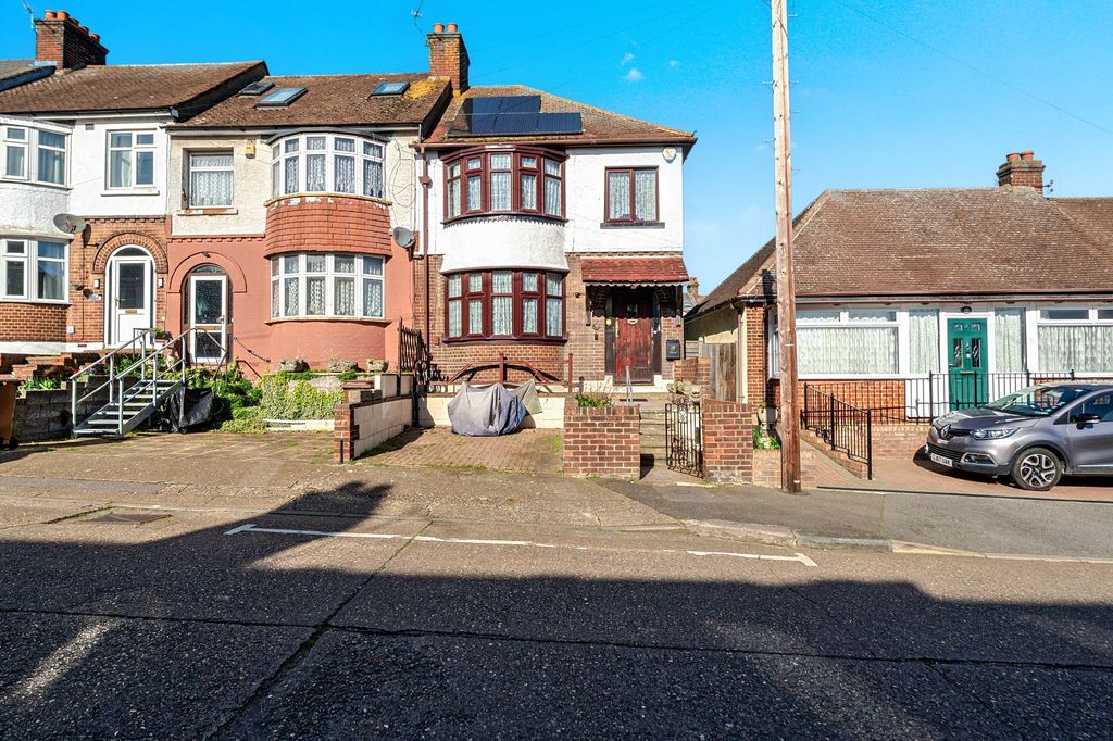 Property photo 1 of 14