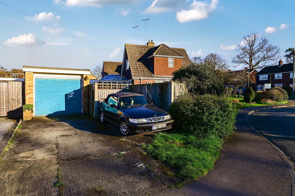 Property photo 2 of 11 5-The-Glebe (12)