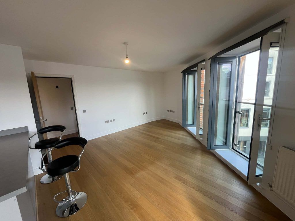 Property photo 3 of 7