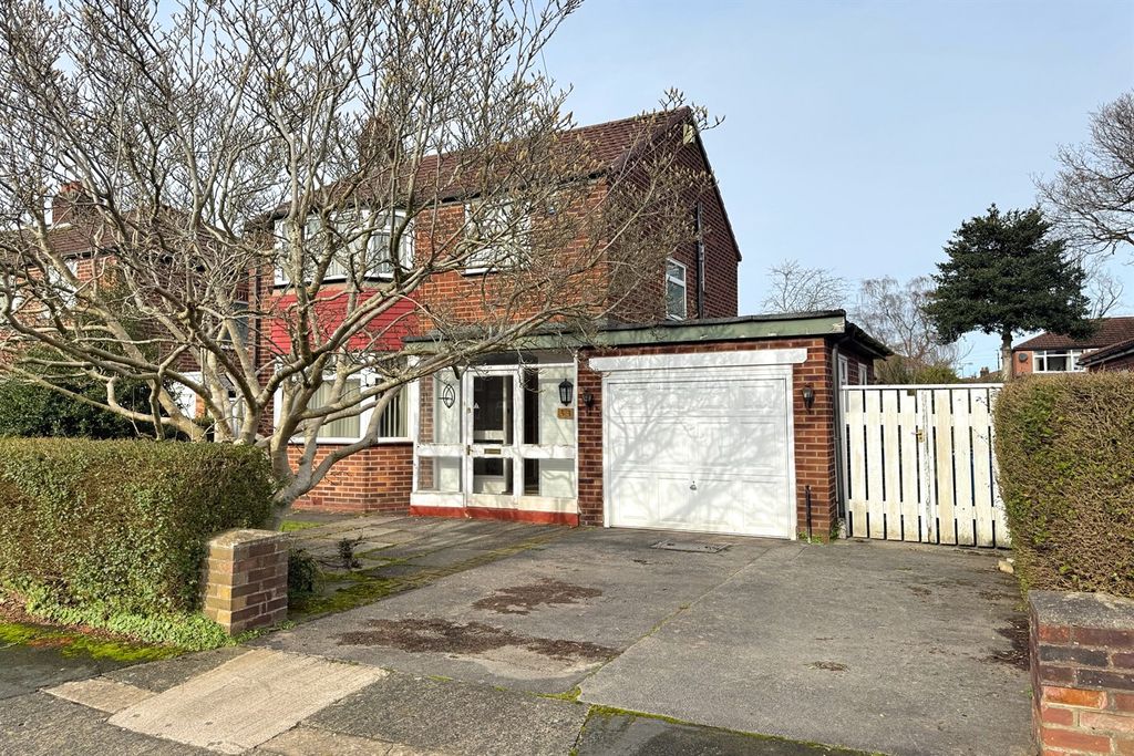 Property photo 1 of 20 (Main)