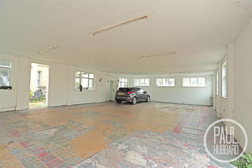 Property photo 2 of 34 Img_9999.Png