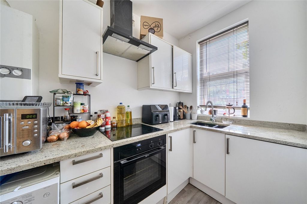 Property photo 2 of 11 Picture No. 05