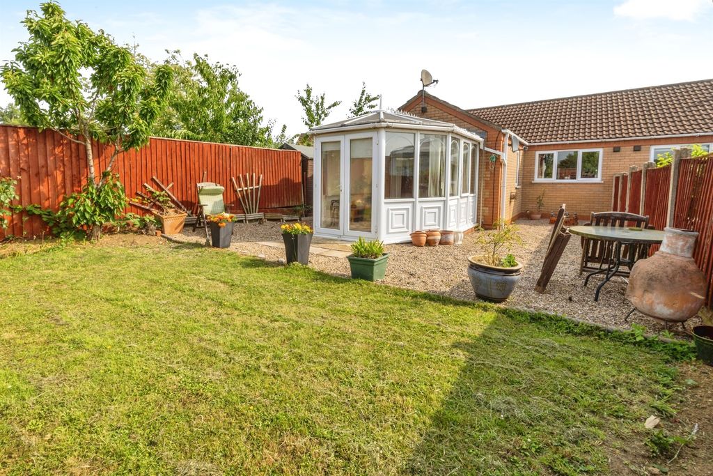 Property photo 3 of 17 Image