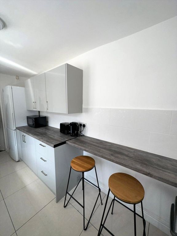 Property photo 1 of 6 Picture No. 02