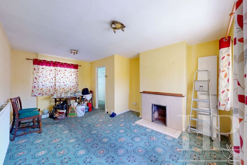 Property photo 2 of 13