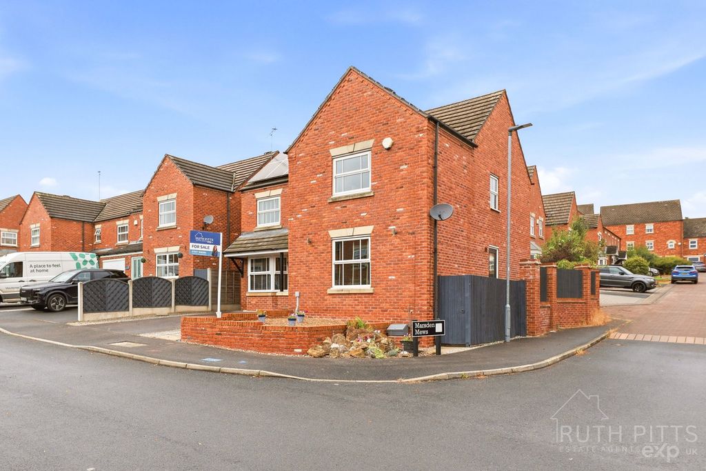 Property photo 2 of 38