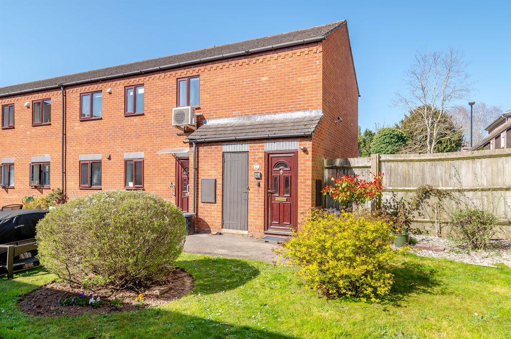 Property photo 1 of 18