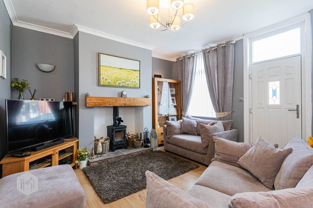 Property photo 2 of 22 Picture No. 01