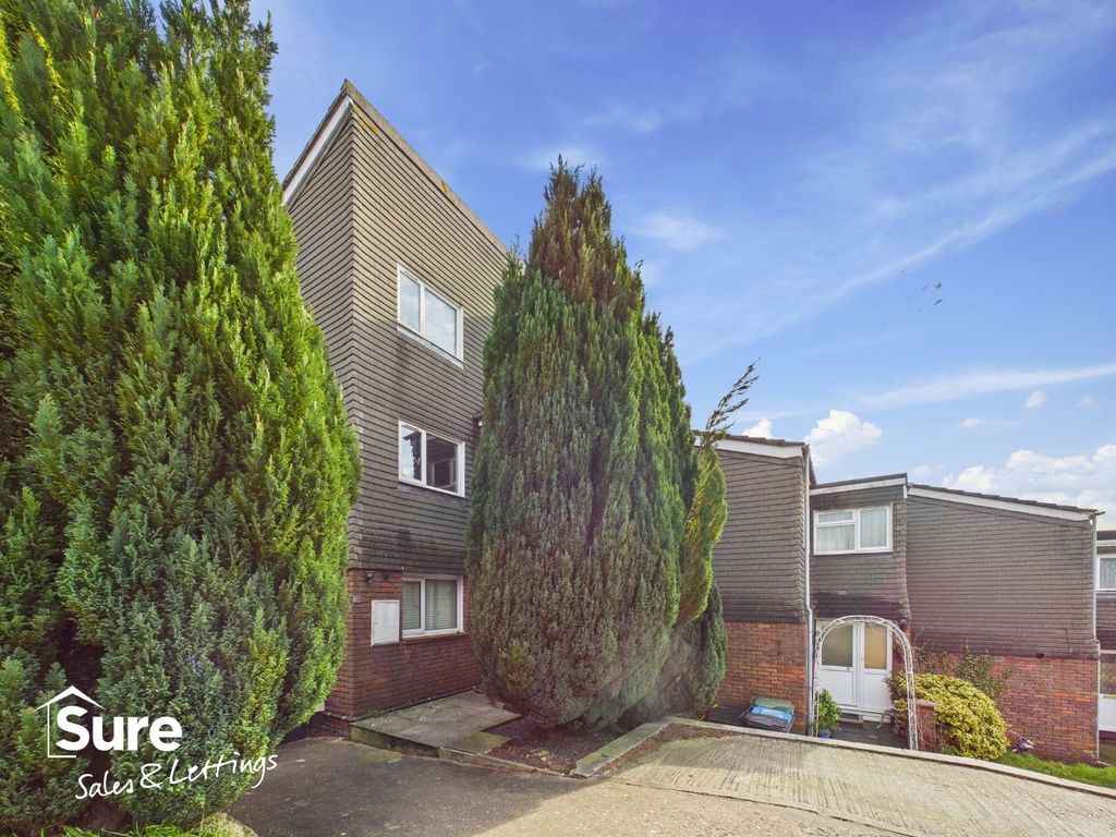 Property photo 2 of 16 1226221