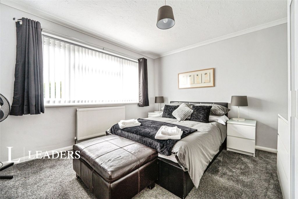 Property photo 3 of 9 Picture No. 21