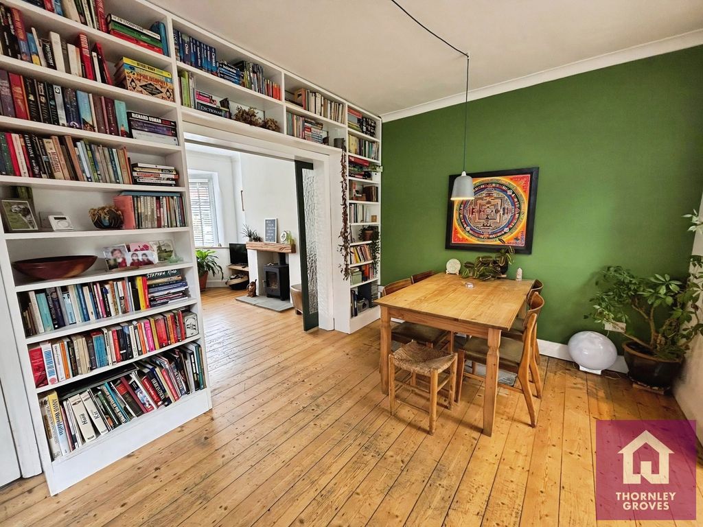 Property photo 3 of 21 Pbox-Img.Jpg