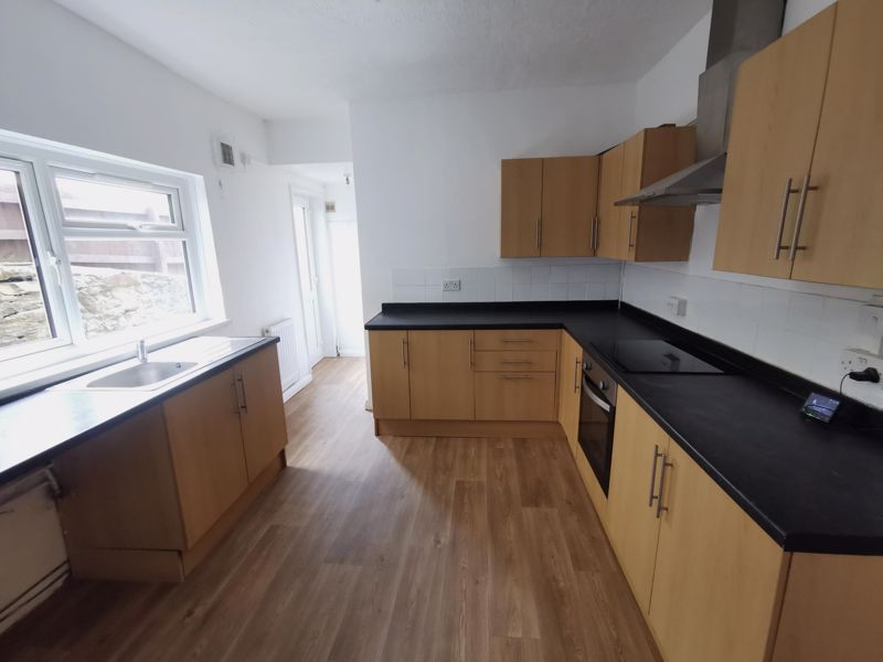 Property photo 3 of 13 Photo 11