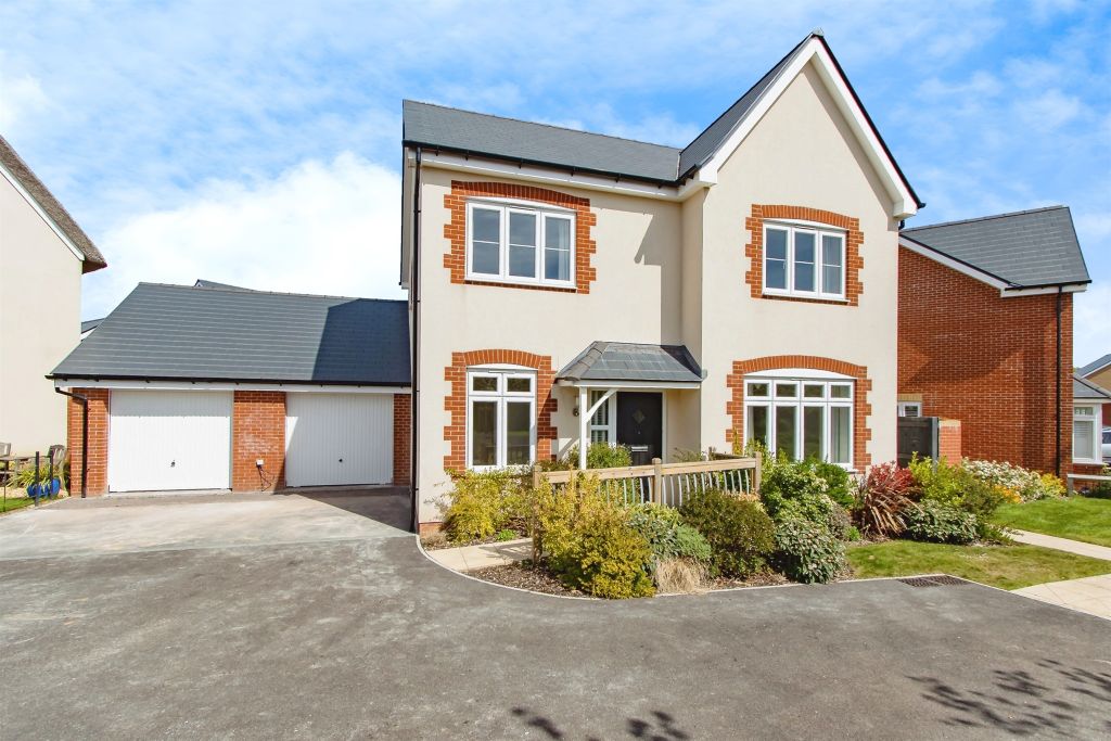 Property photo 1 of 17