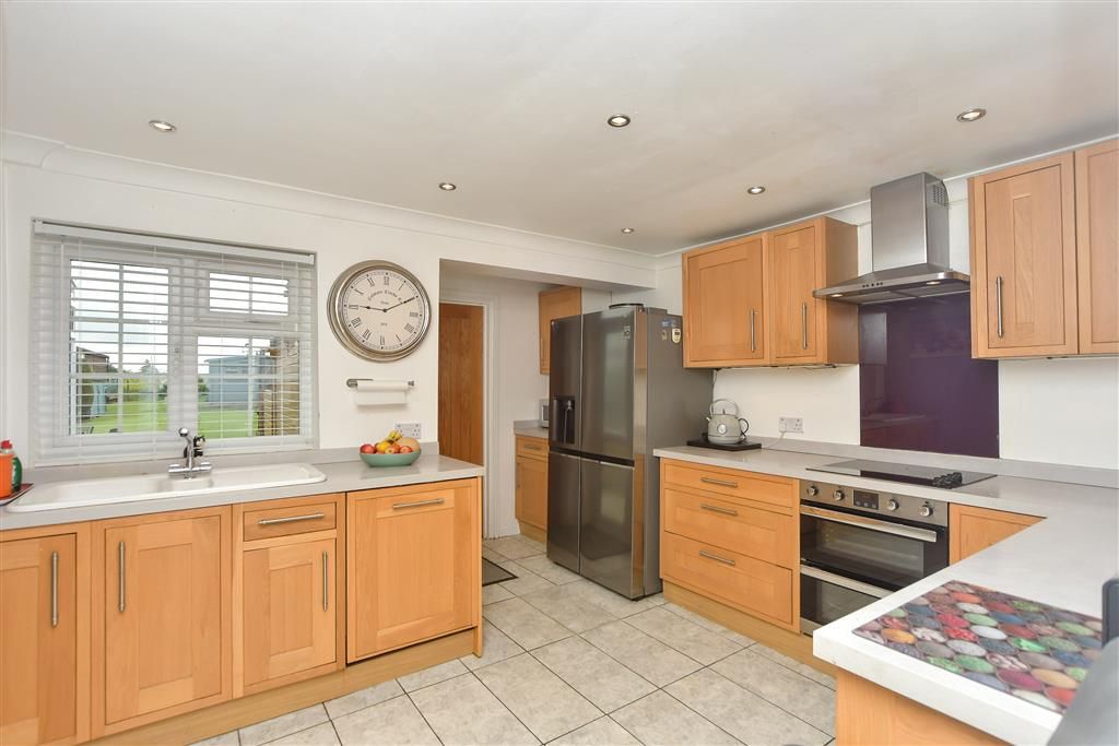 Property photo 1 of 15 Kitchen