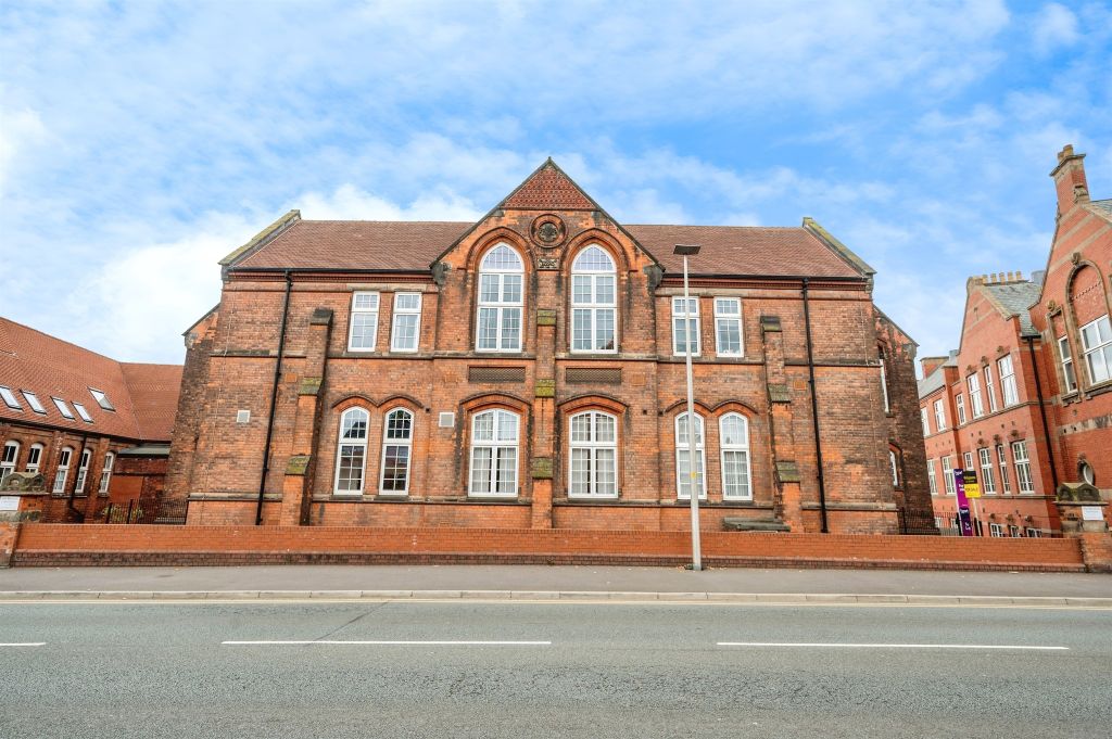 Property photo 1 of 14