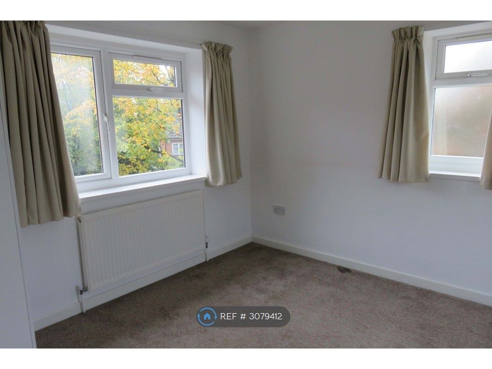 Property photo 2 of 3