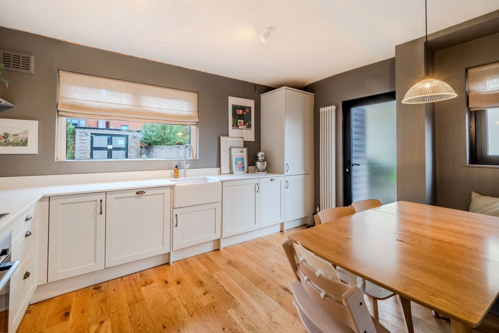 Property photo 2 of 16 Photo 18