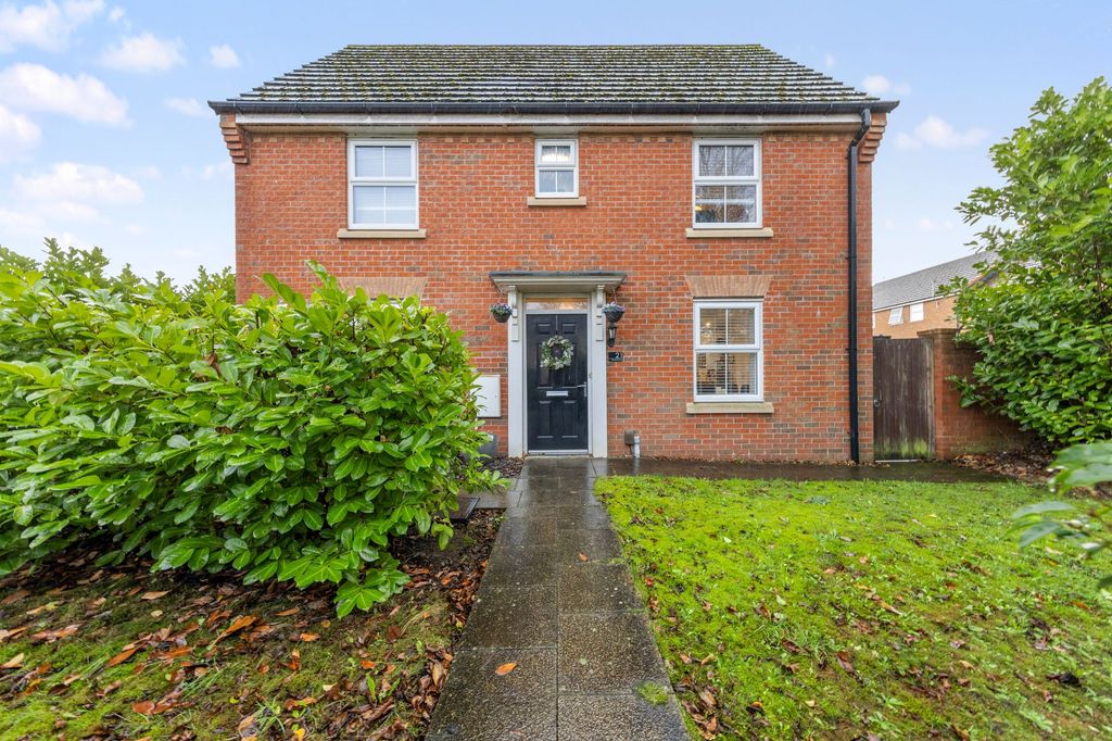 Property photo 1 of 22