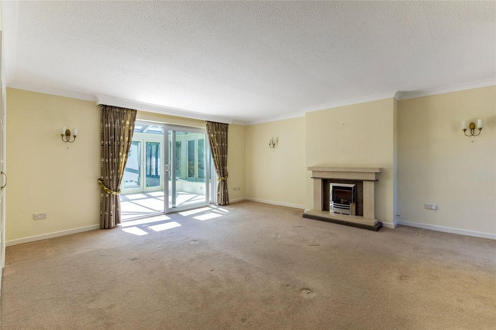 Property photo 2 of 31 Picture No. 05