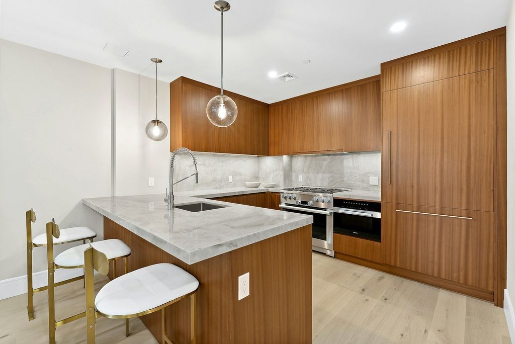 Property photo 3 of 16 <Alttext/>