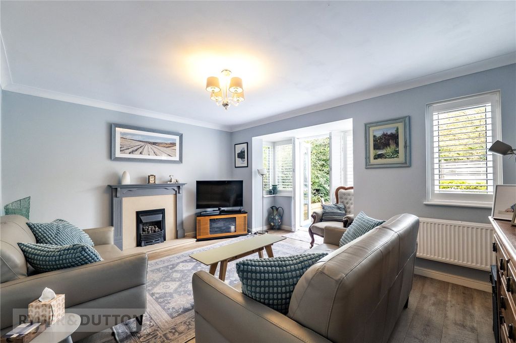 Property photo 2 of 26 Living Room