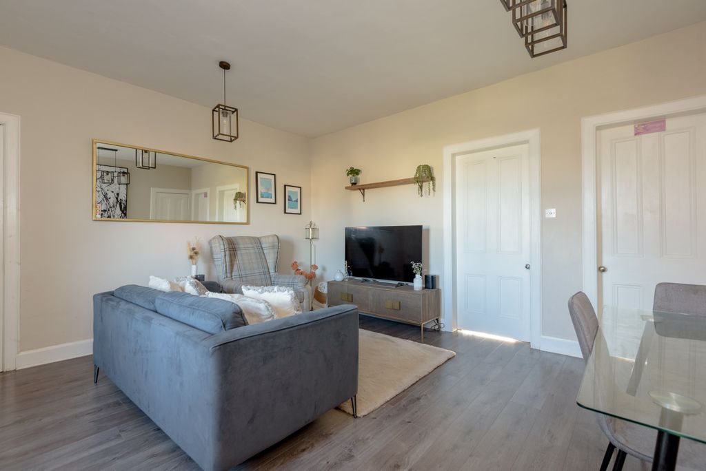 Property photo 3 of 16 Property Image 3